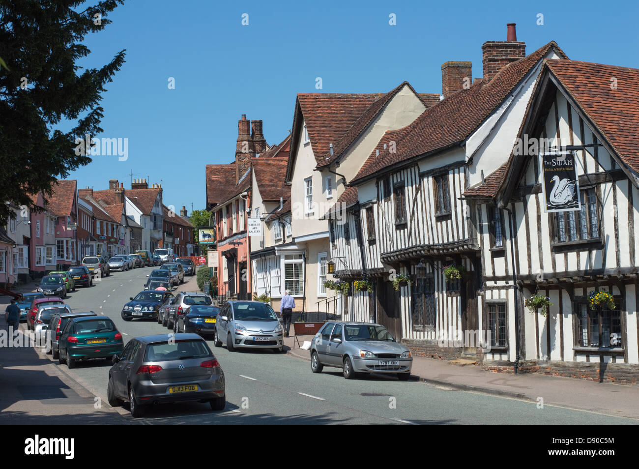 L'Angleterre, dans le Suffolk, Lavenham : Laveham High Street. Banque D'Images
