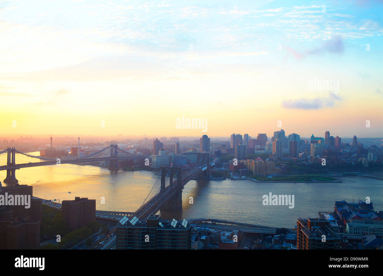Pont de Brooklyn, Manhattan Bridge, Brooklyn, East River, Dumbo, Queens, tourné à partir de Manhattan Banque D'Images