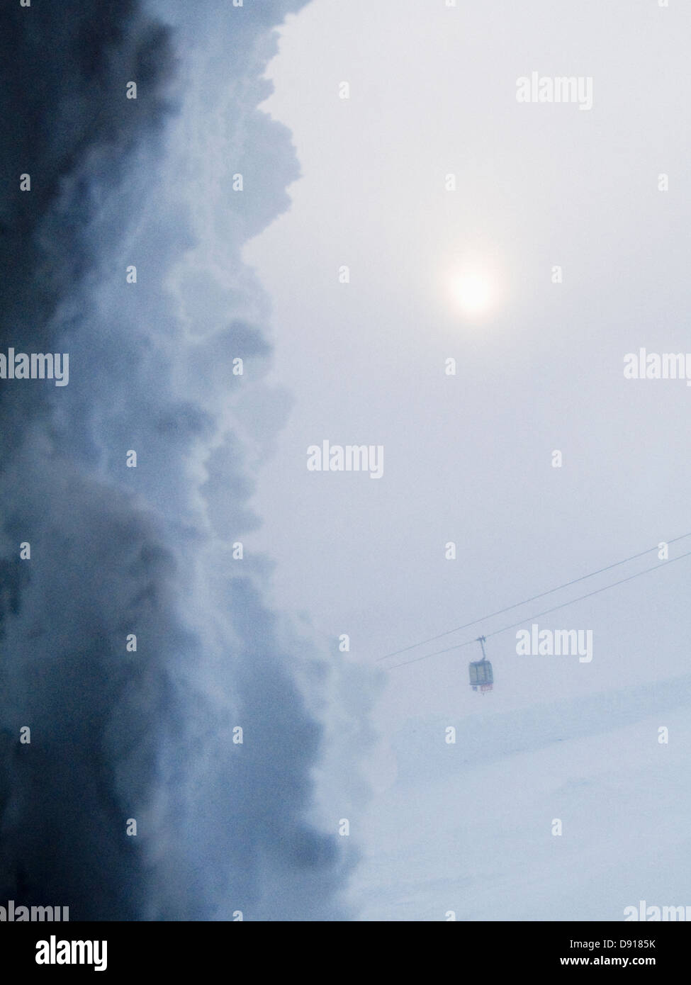 Téléphérique dans la neige, la Suède. Banque D'Images