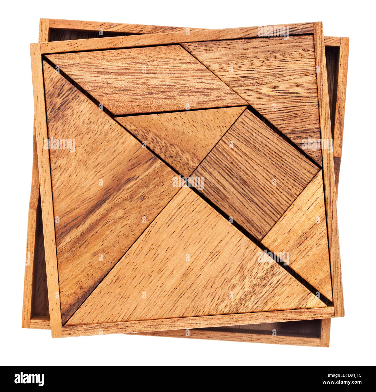 Tangram, un jeu de puzzle chinois traditionnels faits de bois différentes  pièces pour construire des figures abstraites d'eux, isolated on white  Photo Stock - Alamy