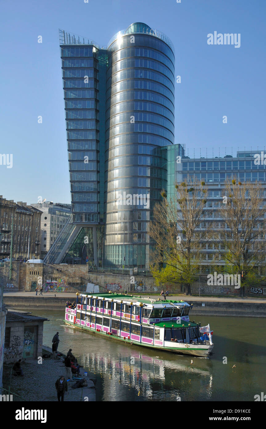 Canal du Danube Vienne Banque D'Images