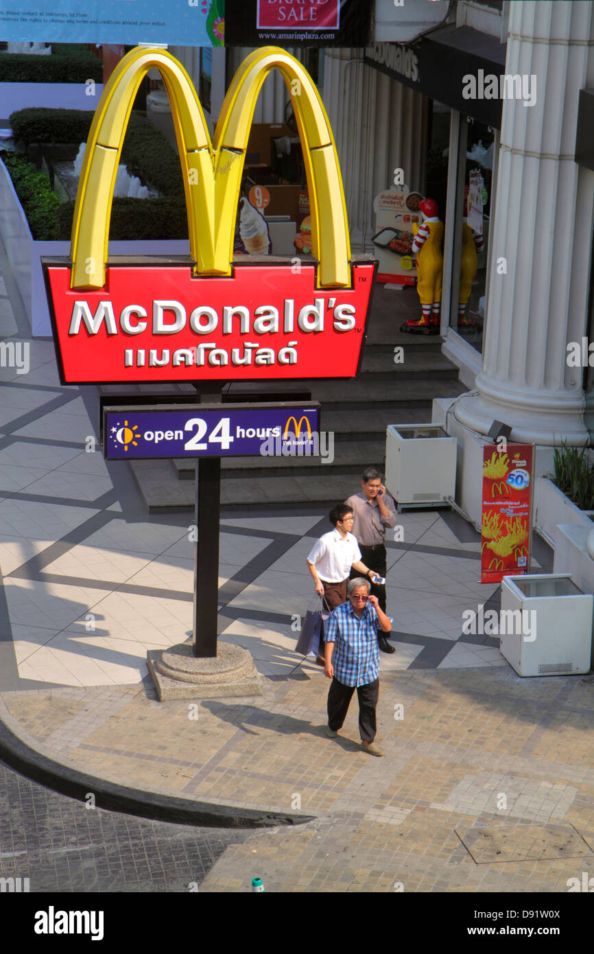 Bangkok Thaïlande,Thai,Pathum WAN,Ploenchit Road.,Lumpini,McDonald's,hamburgers,hamburgers,restaurant restaurants repas café cafés,restauration rapide,panneau,Go Banque D'Images