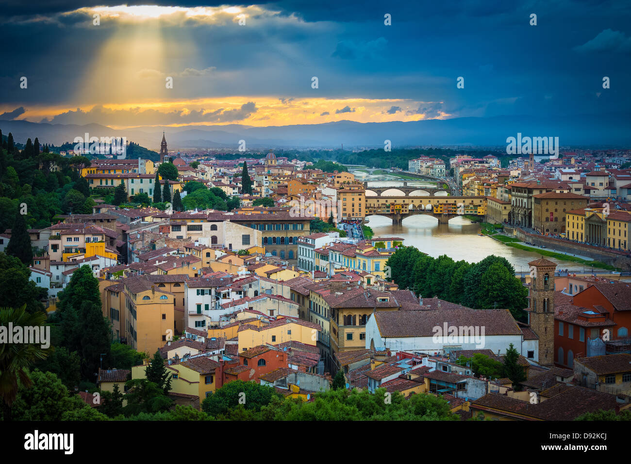 Coucher du soleil à partir de la Piazzale Michelangelo à Florence (Florence), Italie Banque D'Images