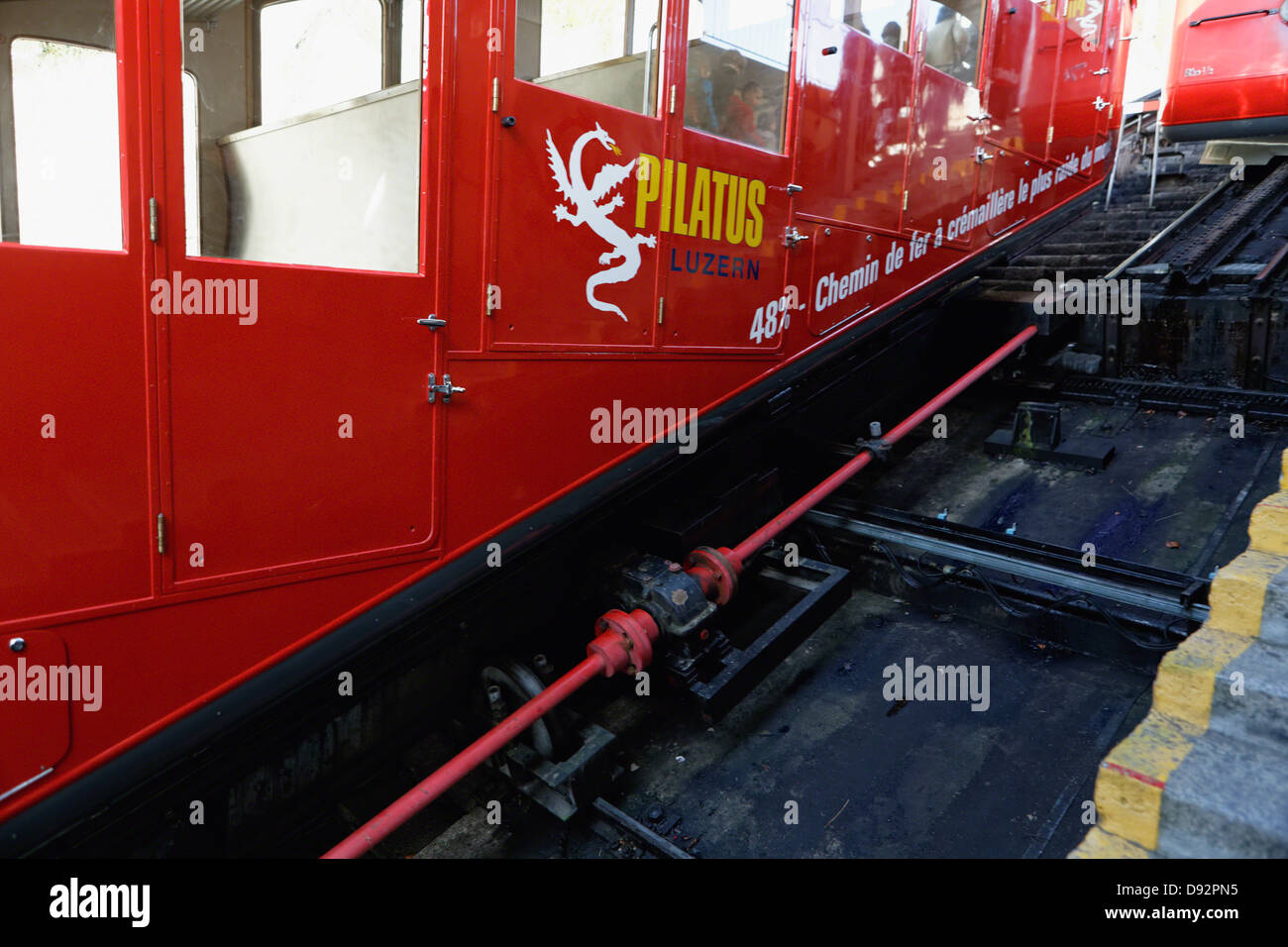 Train à crémaillère Station de commutation, Close Up, Pilatusbahn Alpnachstadt, Suisse Banque D'Images