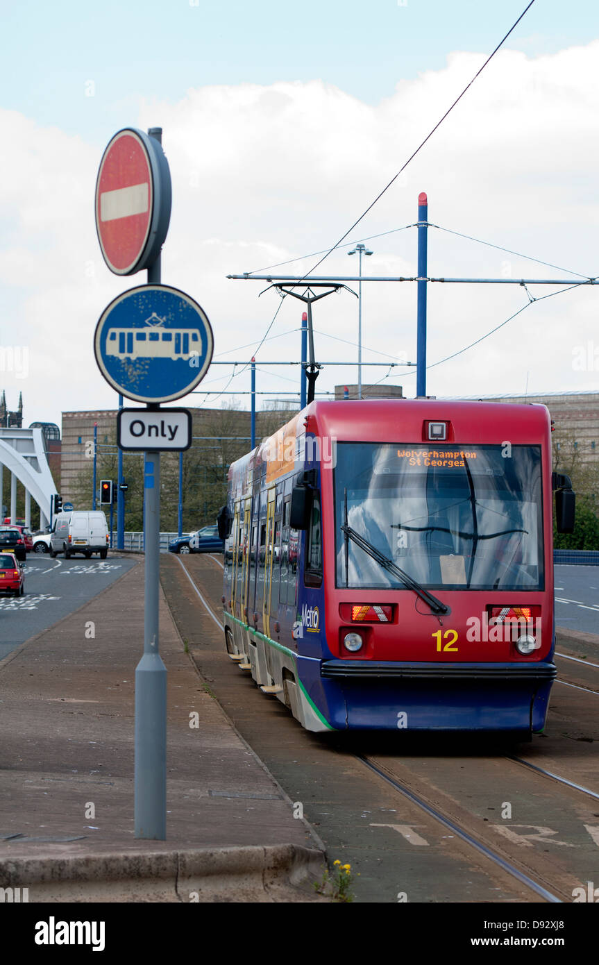 Midland Metro tram, Wolverhampton, West Midlands, England, UK Banque D'Images
