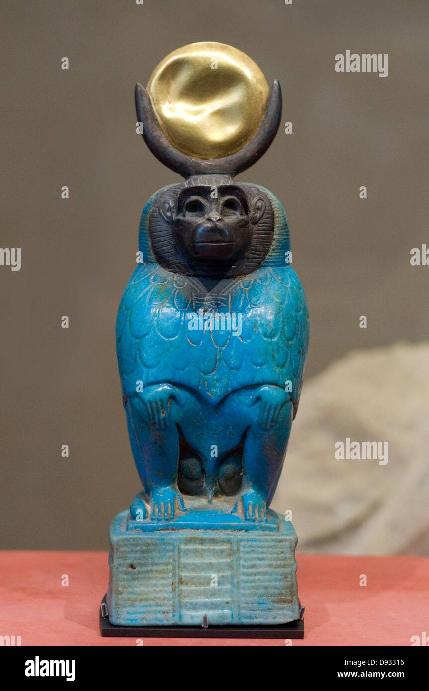 Le dieu Thot comme un babouin - la faïence autour de 332 - 30 av. du Louvre Banque D'Images