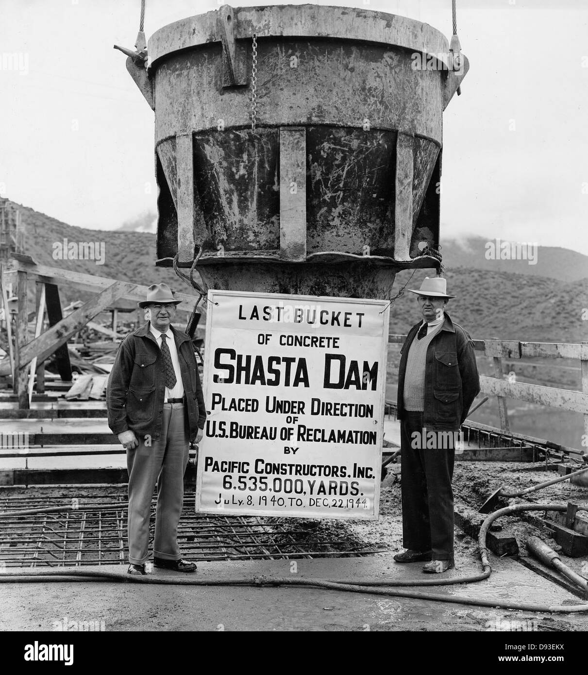 La construction du barrage de Shasta Godet Dernière   Banque D'Images