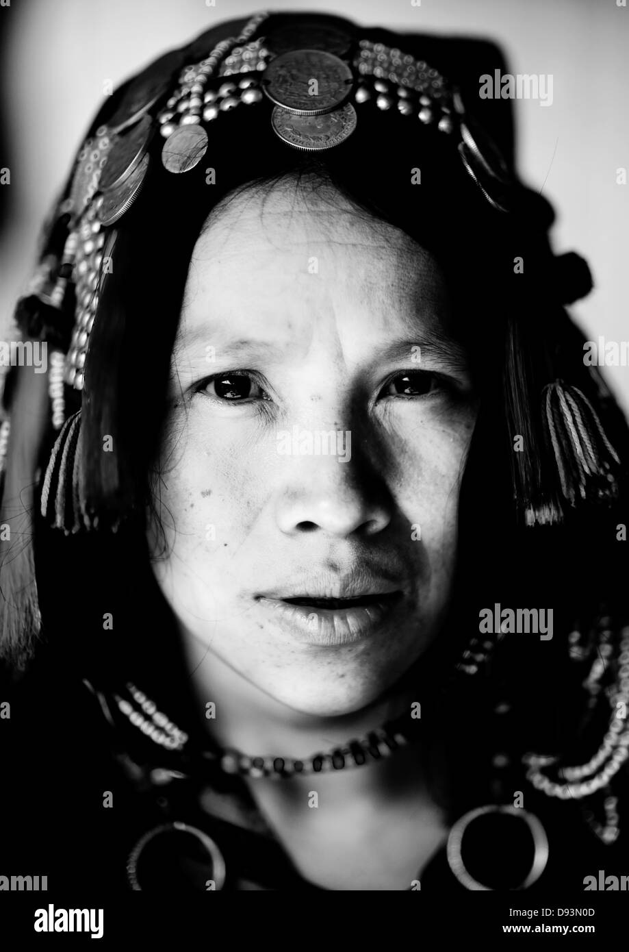 Femme de la minorité Akha Ano, Laos, Muang Sing Banque D'Images