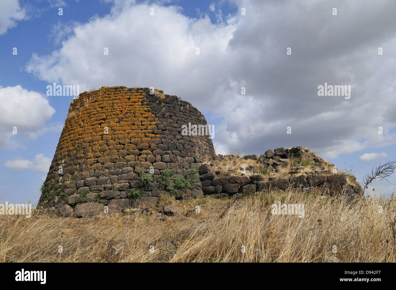 Nuraghe Oes, près de Torralba, Valle dei Nuraghi, Sardaigne, Italie Banque D'Images