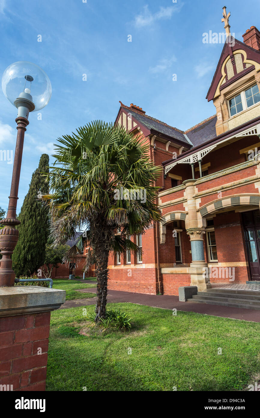 Sunbury Lunatic Asylum a ouvert en octobre 1879, maintenant utilisé comme école de grammaire anglicane Hume Banque D'Images