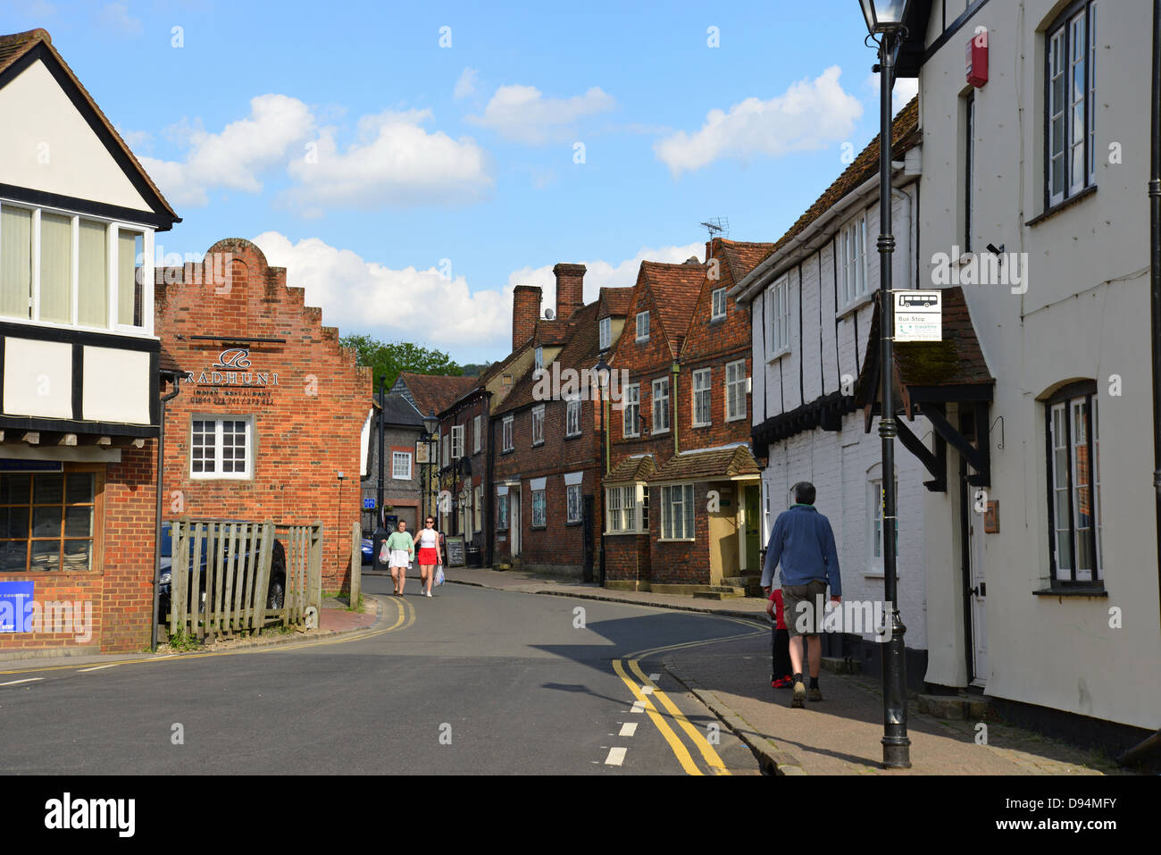 La rue de l'église, Princes Risborough, Buckinghamshire, Angleterre, Royaume-Uni Banque D'Images