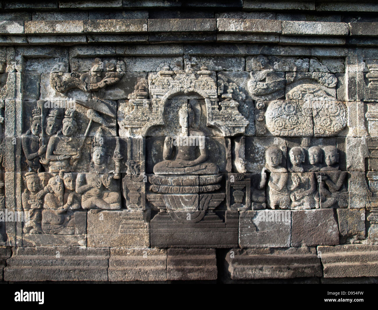 Stone relief de la vie du Bouddha, temple de Borobudur Banque D'Images