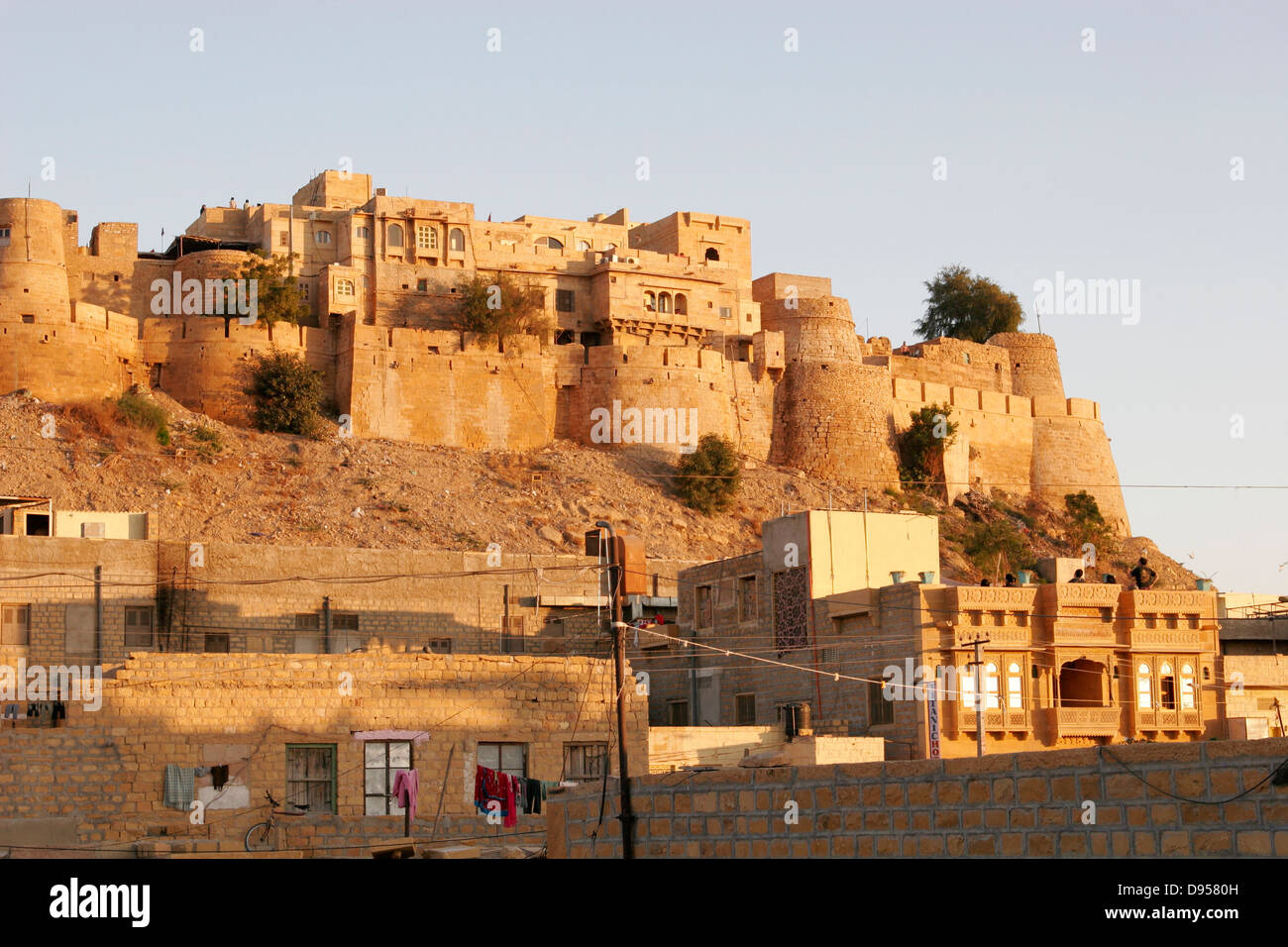 Murs extérieurs de l'ancien vivant fort de Jaisalmer, Rajasthan, India Banque D'Images