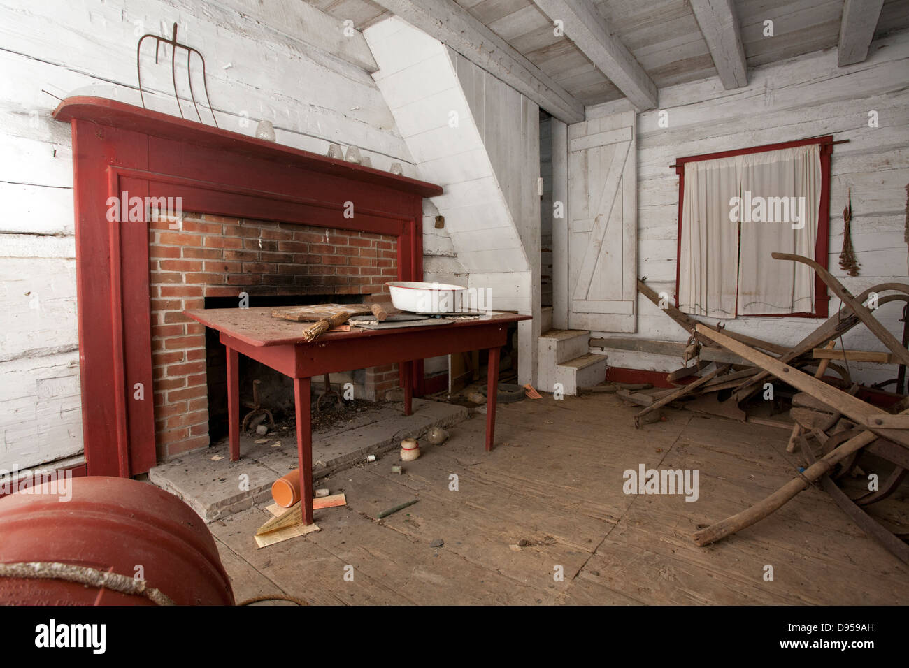 Maison de ferme abandonnée dans la peinture d'intérieur Creek State Park, Ohio. Banque D'Images