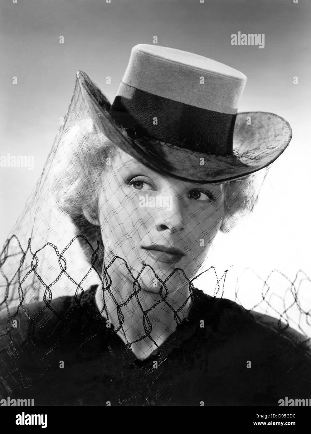 ILONA Massey (1910-1974) actrice du film hongrois de 1942 Banque D'Images
