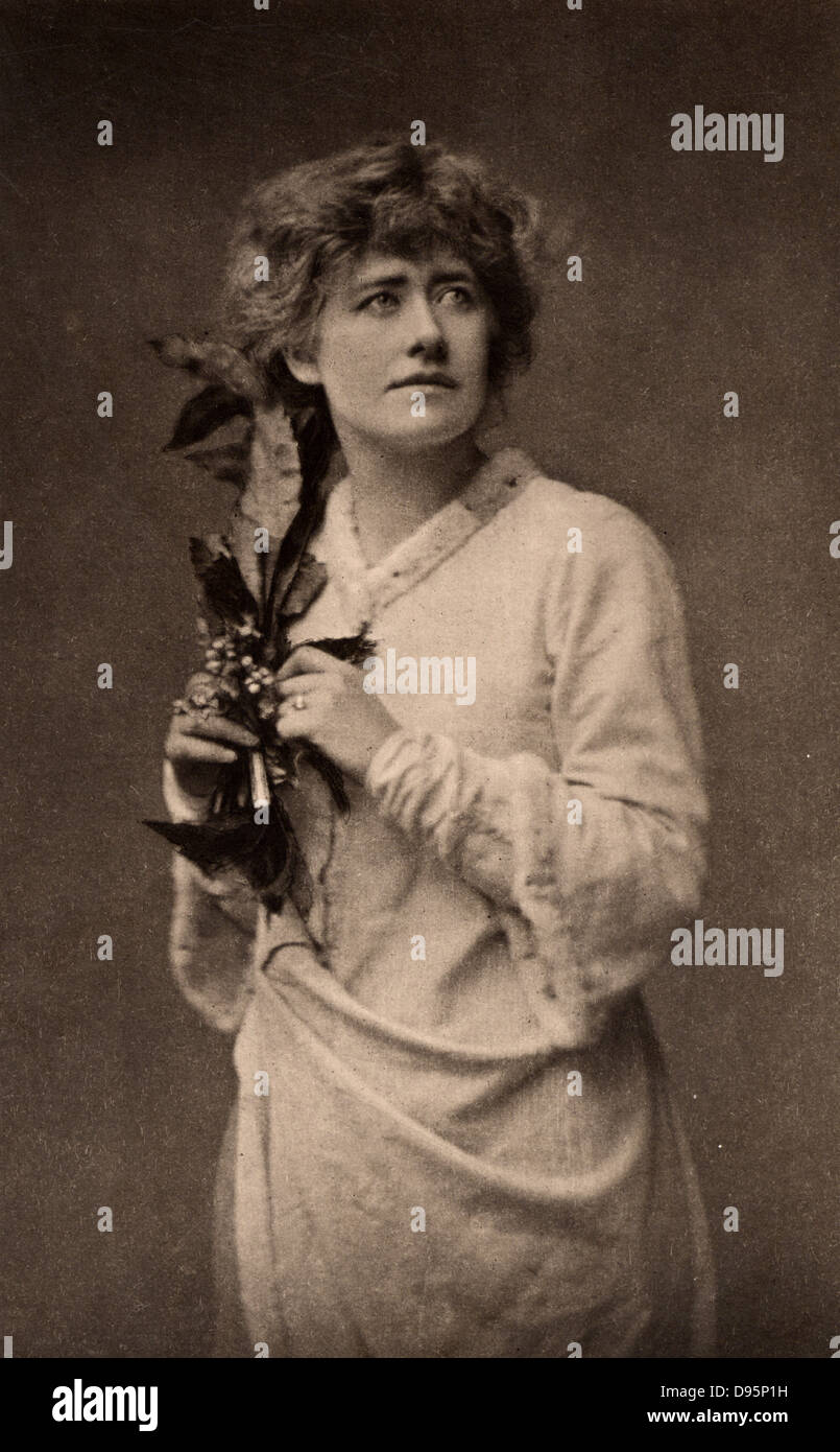 Ellen Alice Terry (1847-1928) actrice anglaise. À partir de 1878 elle a eu un succès de 25 ans de partenariat professionnel avec Henry Irving. Ici comme Ophélie dans la tragédie "Hamlet" de William Shakespeare. Photogravure c1895. Banque D'Images