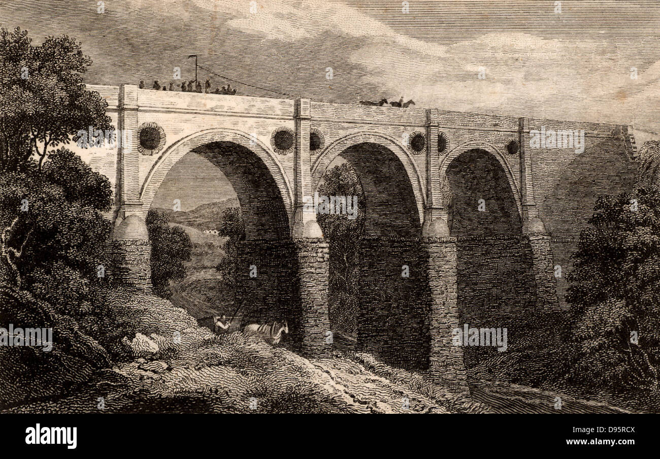 Aqueduc Marple, ouvert 1800, sur la rivière sur le pic de Goyt Canal forestière qui a été construit à partir de 1794-1805 Whaley Bridge, Derbyshire, Angleterre, à Marple, où il rejoint le canal de Macclesfield. L'ingénieur était Benjamin Outram (1764-1805), ingénieur civil et de forge, et fondateur de Butterley de ferronnerie. Le spandrells transpercé allégé le poids de la maçonnerie. Gravure tirée de 'La Tribune de la nature et l'Art" par le révérend Edward Polehampton (Londres, 1815). Banque D'Images