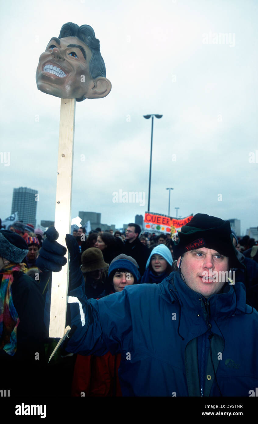 Arrêter la guerre en Irak avec la démo, Londres, Royaume-Uni. 15 février 2003. Banque D'Images
