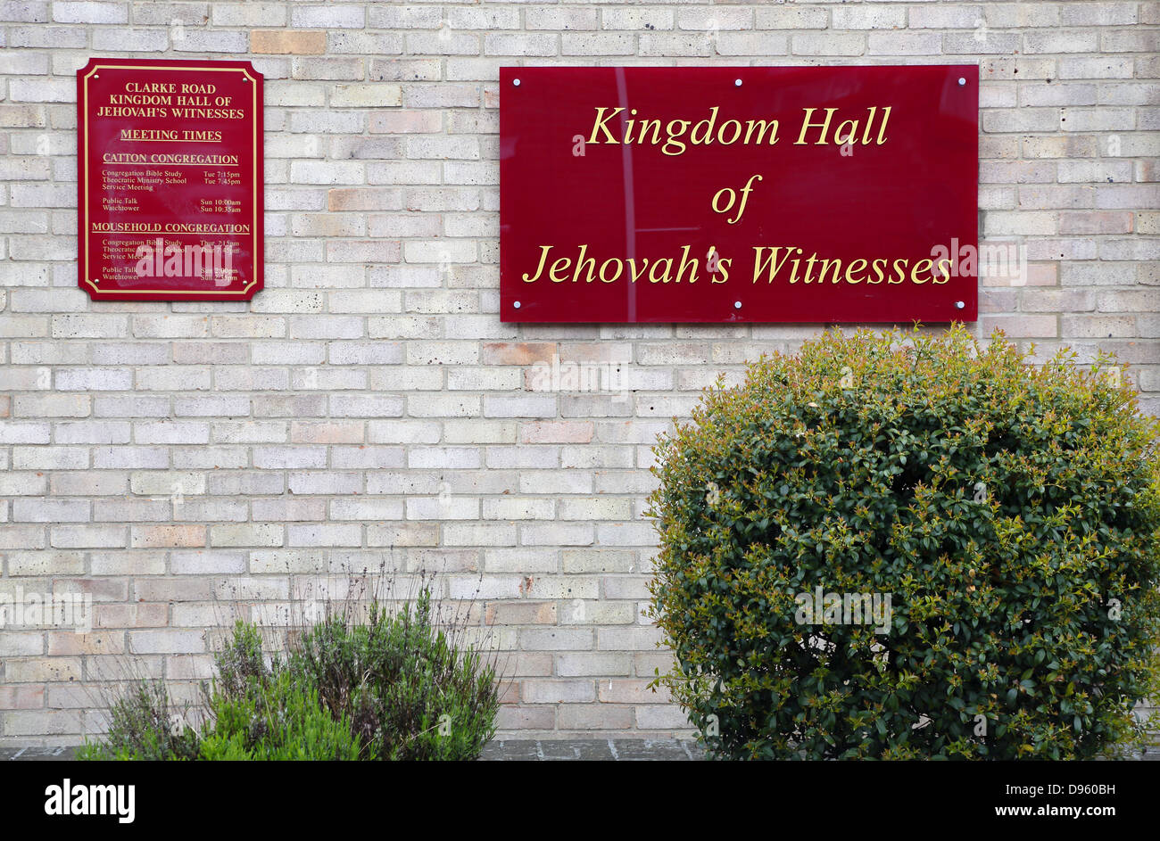 Salle Du Royaume Des Témoins De Jéhovah Bordeaux Les témoins de jéhovah Banque de photographies et d'images à haute  résolution - Alamy