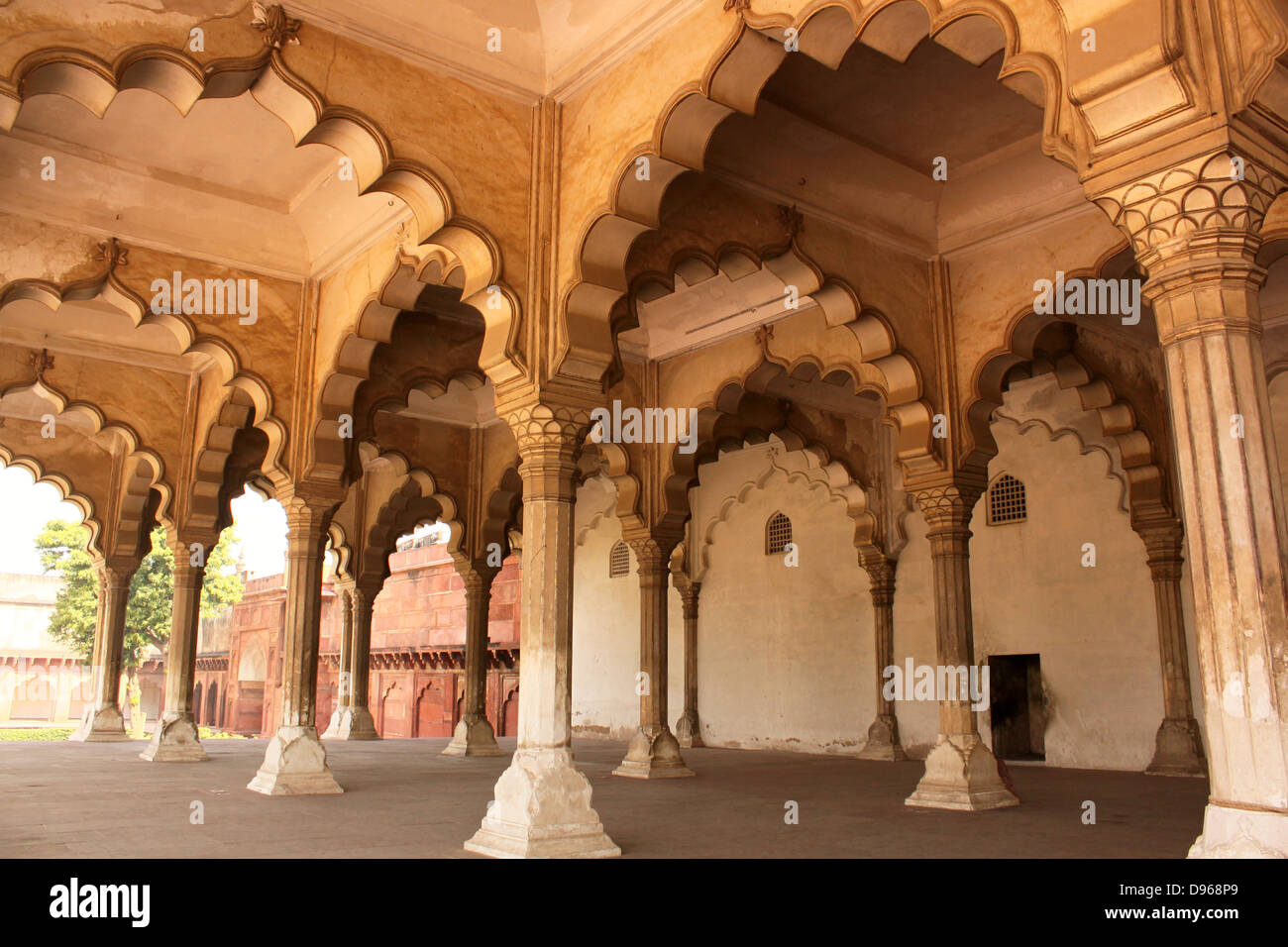 Le Diwan d'Akbar je suis, salle de l'audience publique du fort d'Agra Inde Banque D'Images