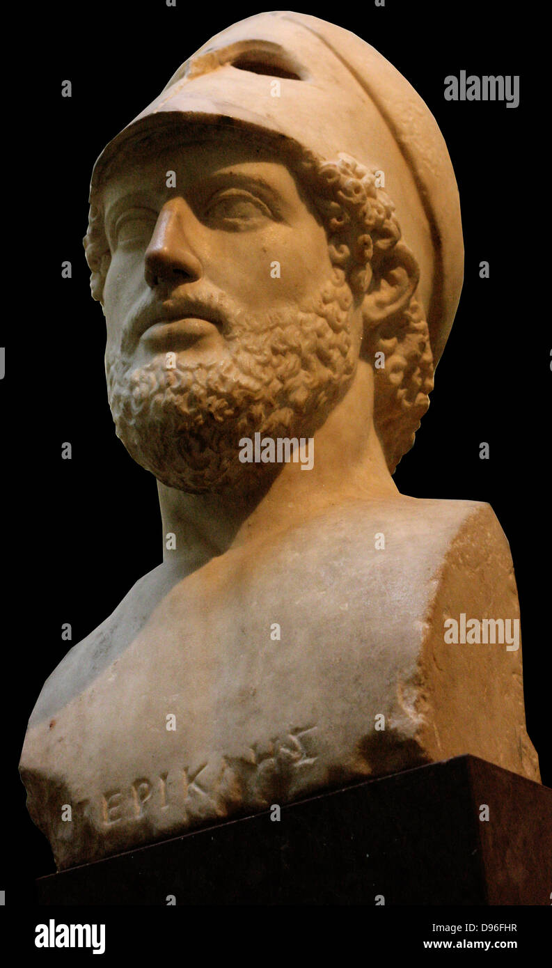L'art du portrait en marbre sculpté de Périclès, ancien dirigeant d'Athènes. Romain, 2e siècle copie d'original grec représentant de lui comme d'un soldat citoyen modèle. Banque D'Images