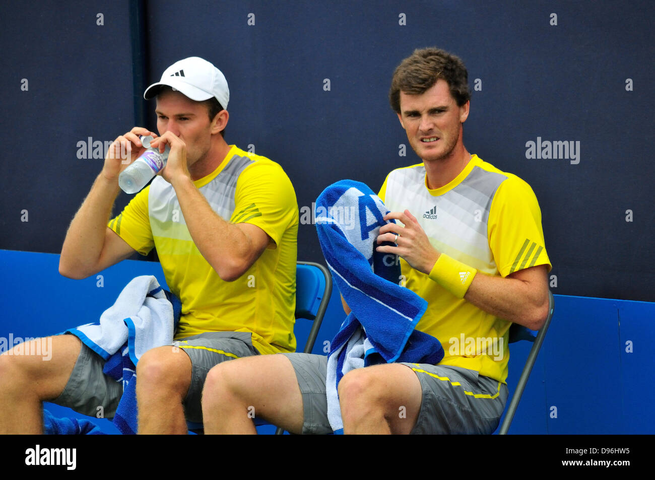 Jamie Murray dans un match de double avec John pairs lors des championnat de tennis Aegon, Queens Club, Londres. 12 juin 2013. Banque D'Images