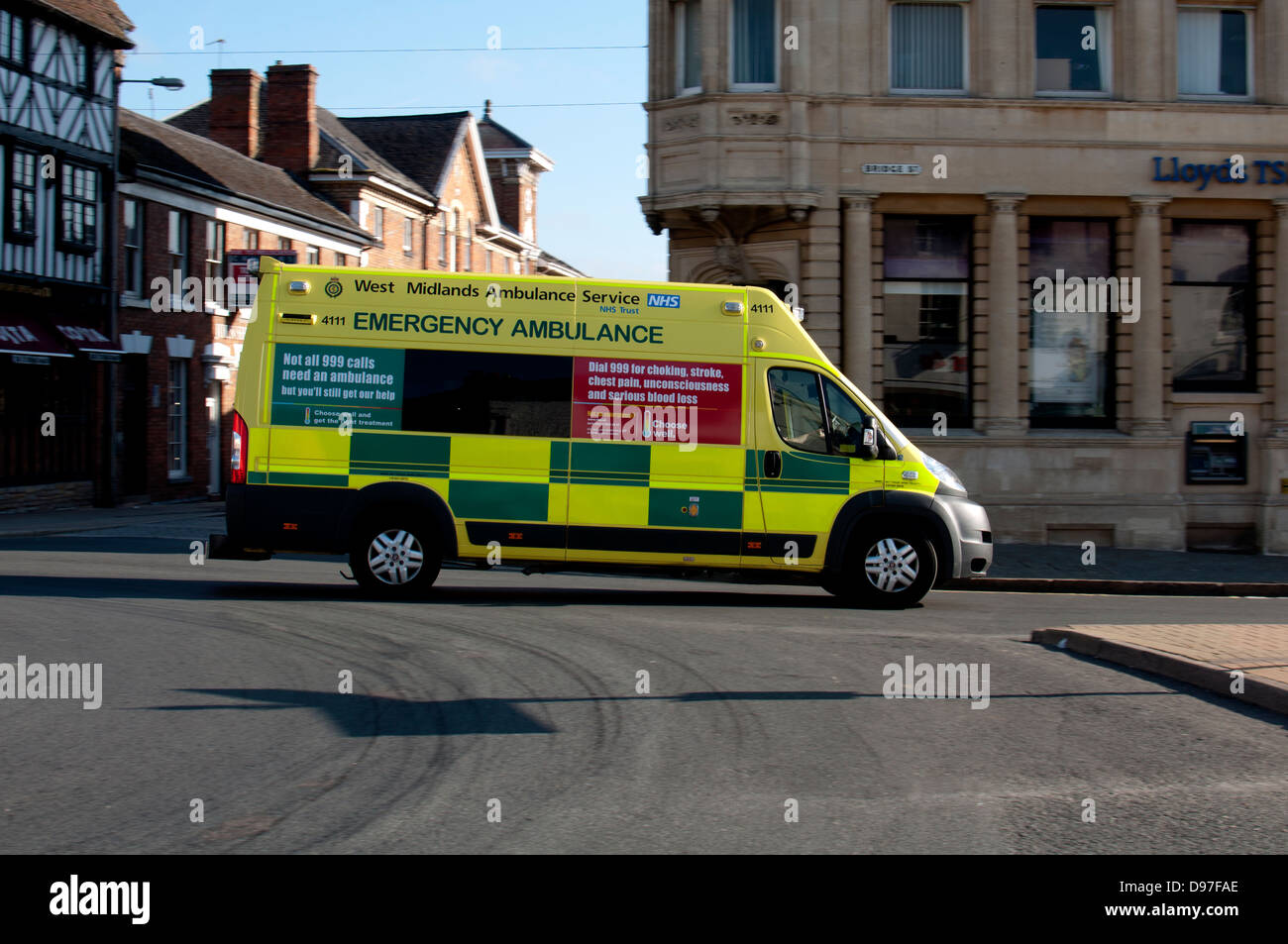 Ambulance à Stratford-upon-Avon, Royaume-Uni Banque D'Images