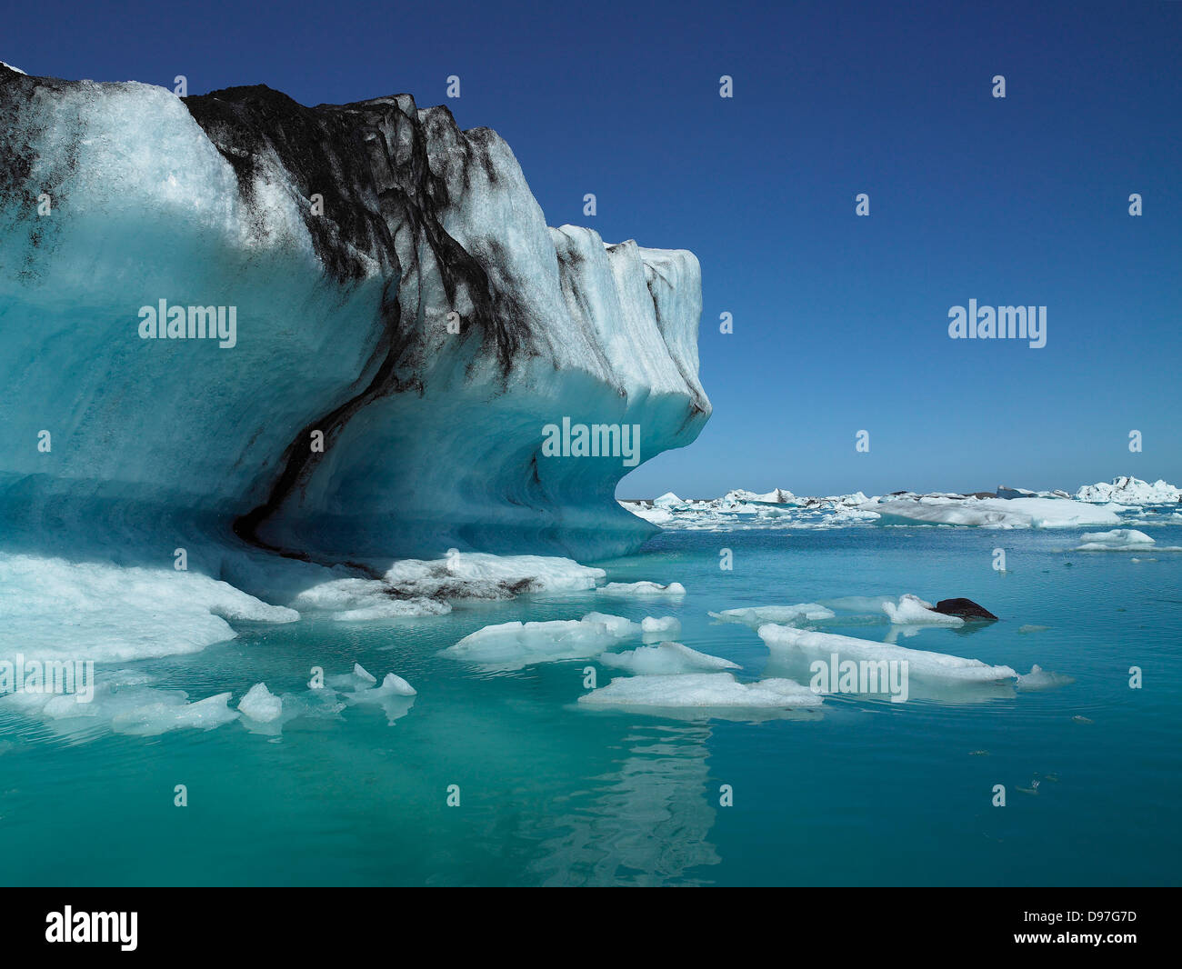 Les icebergs dans le Glacier Breidamerkurjokull, Jökulsárlón, calotte de glace, l'Islande Vatnajokull Banque D'Images