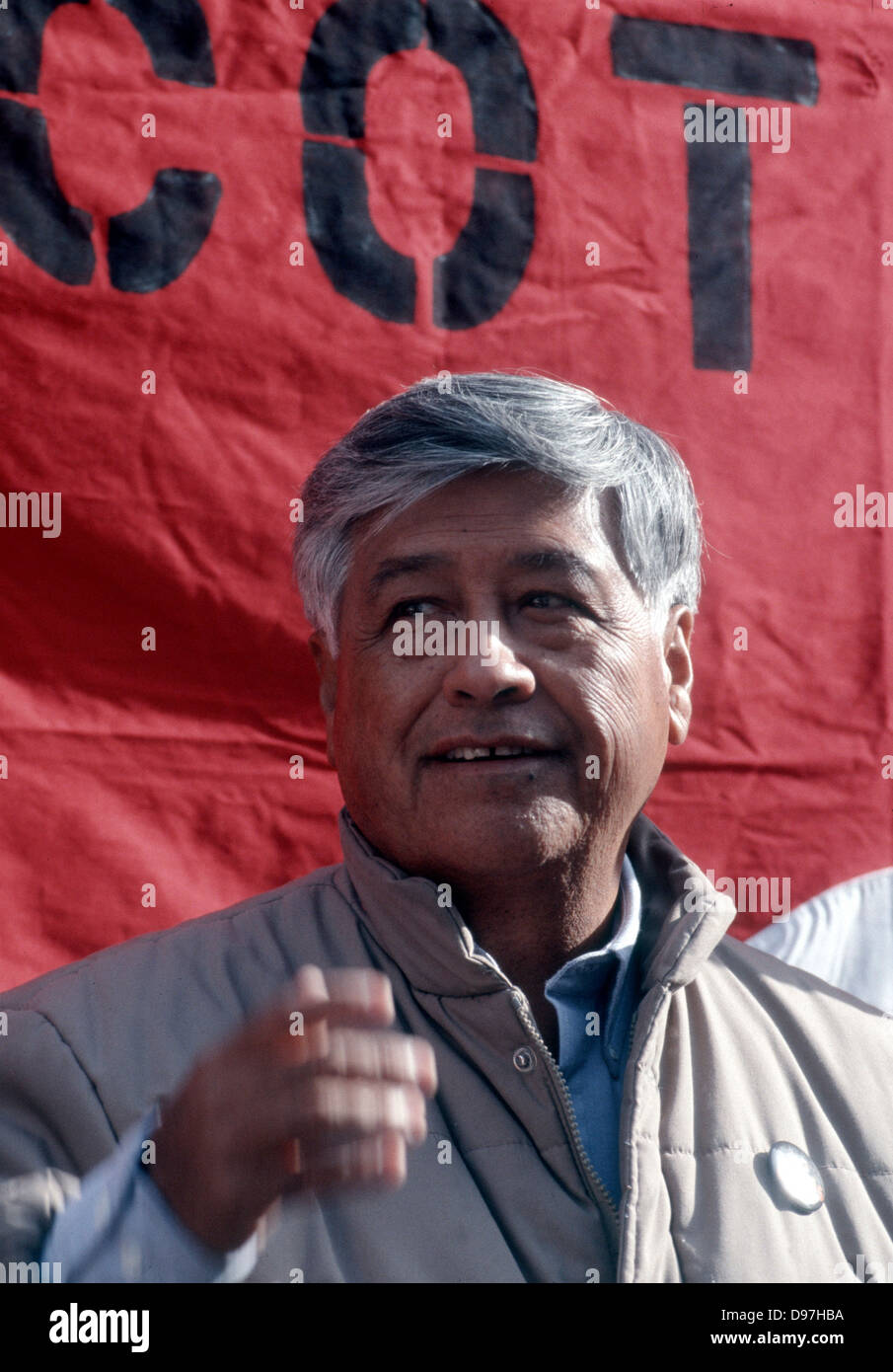 Militant ouvrier Cesar Chavez à un boycott du raisin Rally le 16 novembre 1992. (© Frances M. Roberts) Banque D'Images