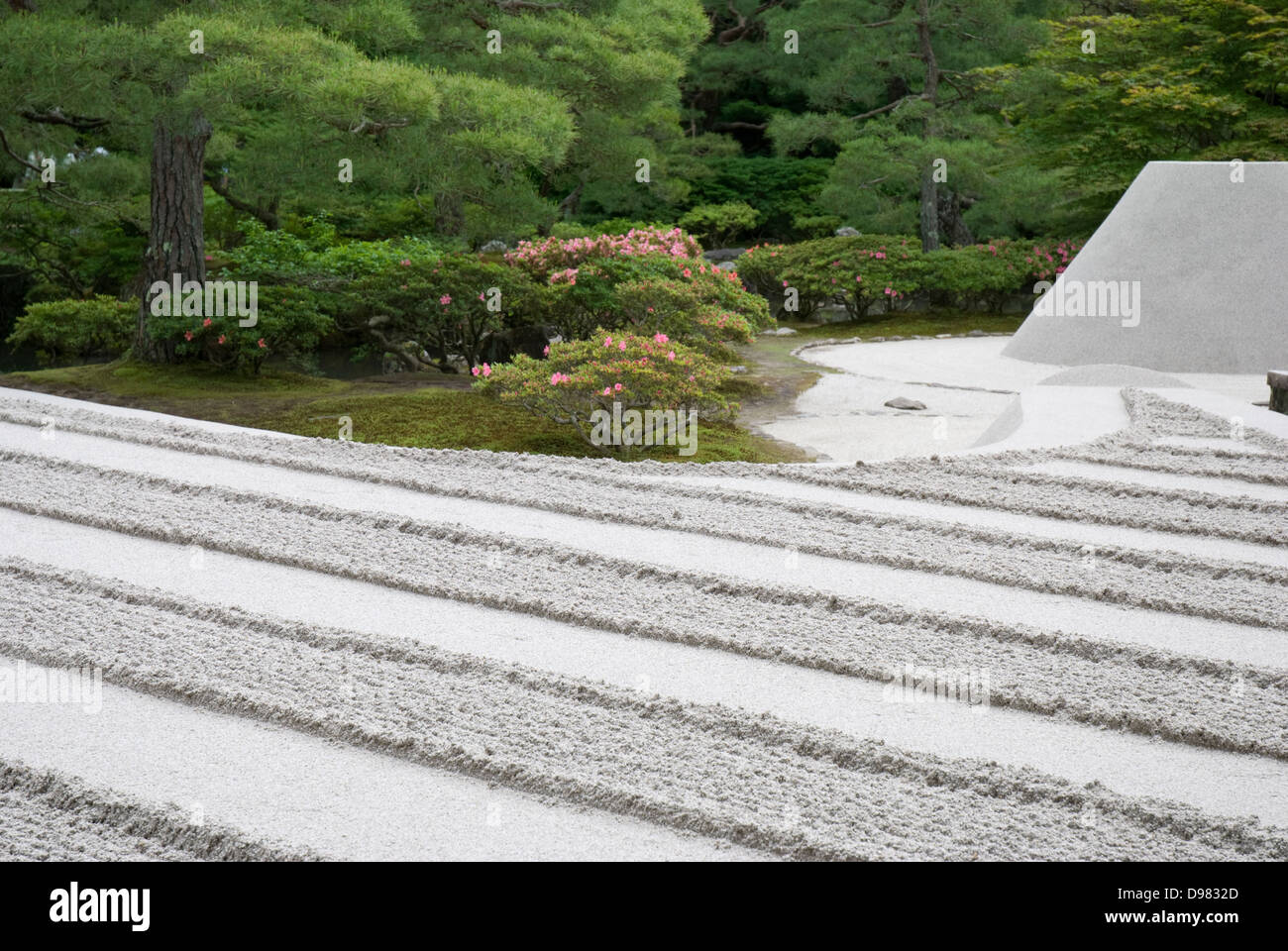 Jardin zen de sable Ginshadan sculpture au pavillon de l'argent Ginkakuji Temple Kyoto au Japon Banque D'Images