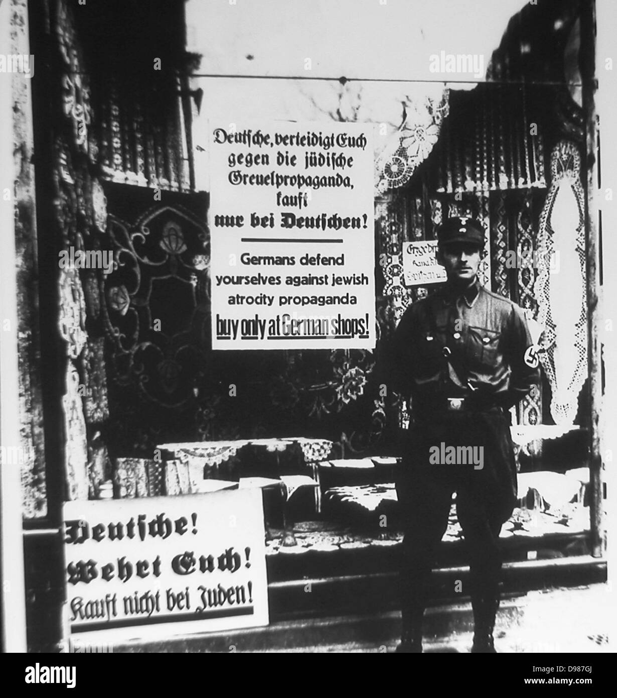 Boycott antisémite des Juifs allemands par les Nazis peu après l'arrivée au pouvoir de Hitler : 1933-1934. Banque D'Images
