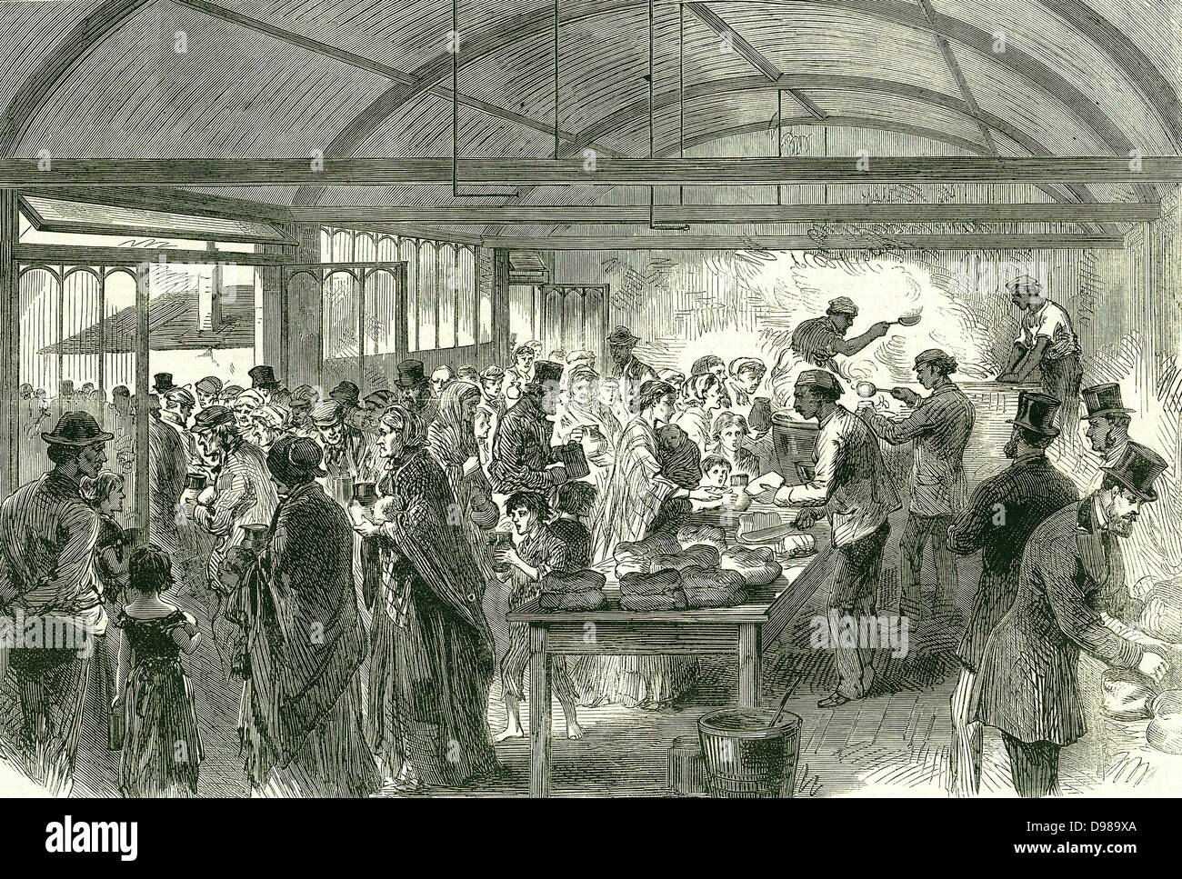 Des habitants de l'East End de Londres la queue pour du pain et de la soupe au Comité spécial de secours Limehouse's soup kitchen. À partir de 'l'Illustrated London News', Londres, 7 mars 1868. Banque D'Images Des habitants de l'East End de Londres la queue pour du pain et de la soupe au Comité spécial de secours Limehouse's soup kitchen. À partir de 'l'Illustrated London News', Londres, 7 mars 1868. Banque D'Images