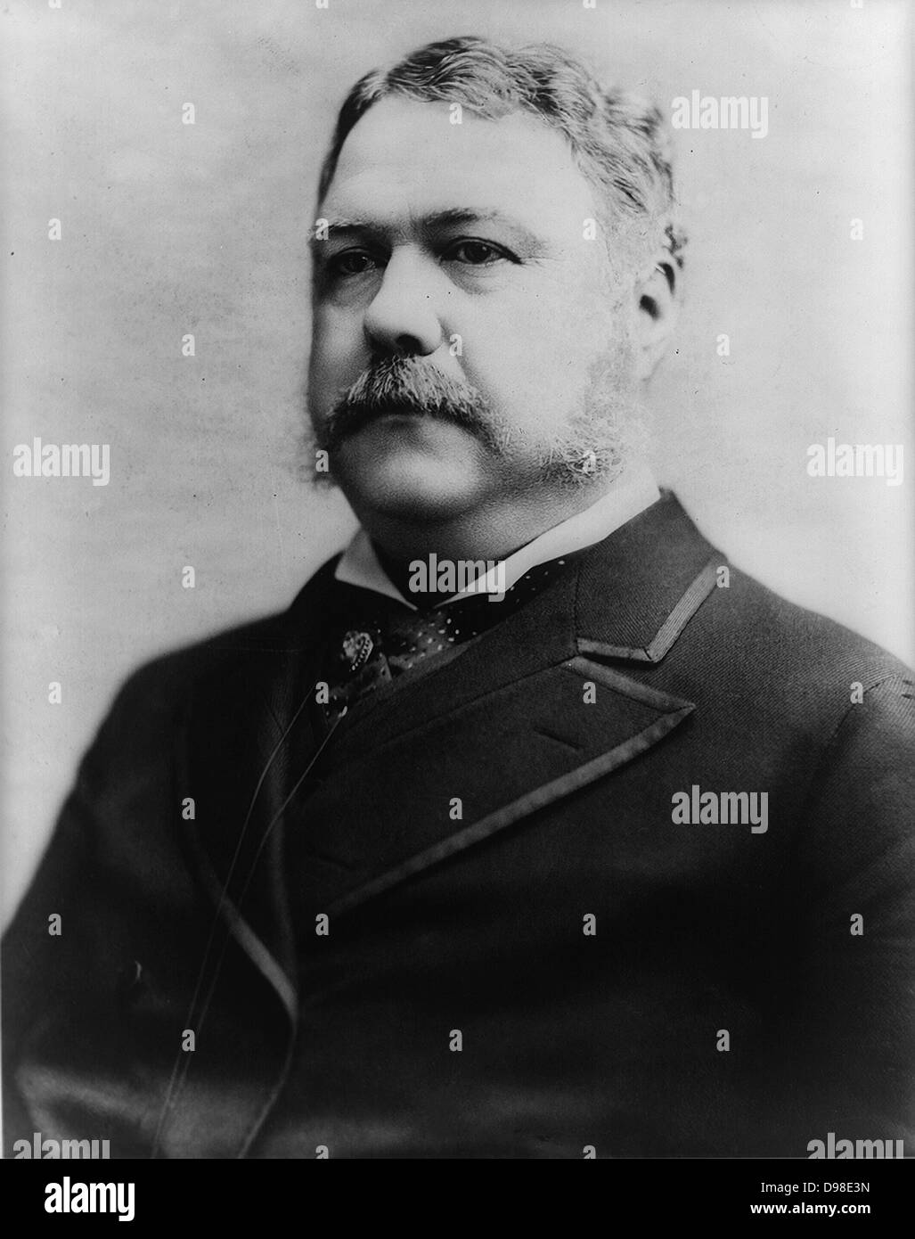 Chester Alan Arthur (1829-1886) 21e président des États-Unis d'Amérique 1881-1885. Vice-président sous le président Garfield sur l'assassinat dont il a réussi à l'office. Arthur en 1882. Banque D'Images