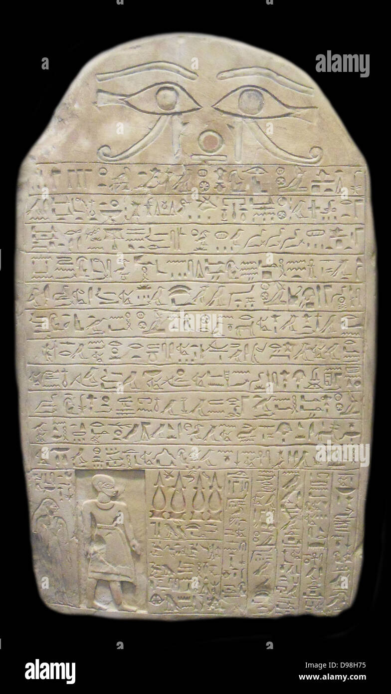 Stèle de Horemkhauef. Dynastie calcaire 13 (ca. 1700 avant J.-C.) de la tombe de Horemkhauef à Hiérakonpolis. Horemkhauef vivaient dans Banque D'Images