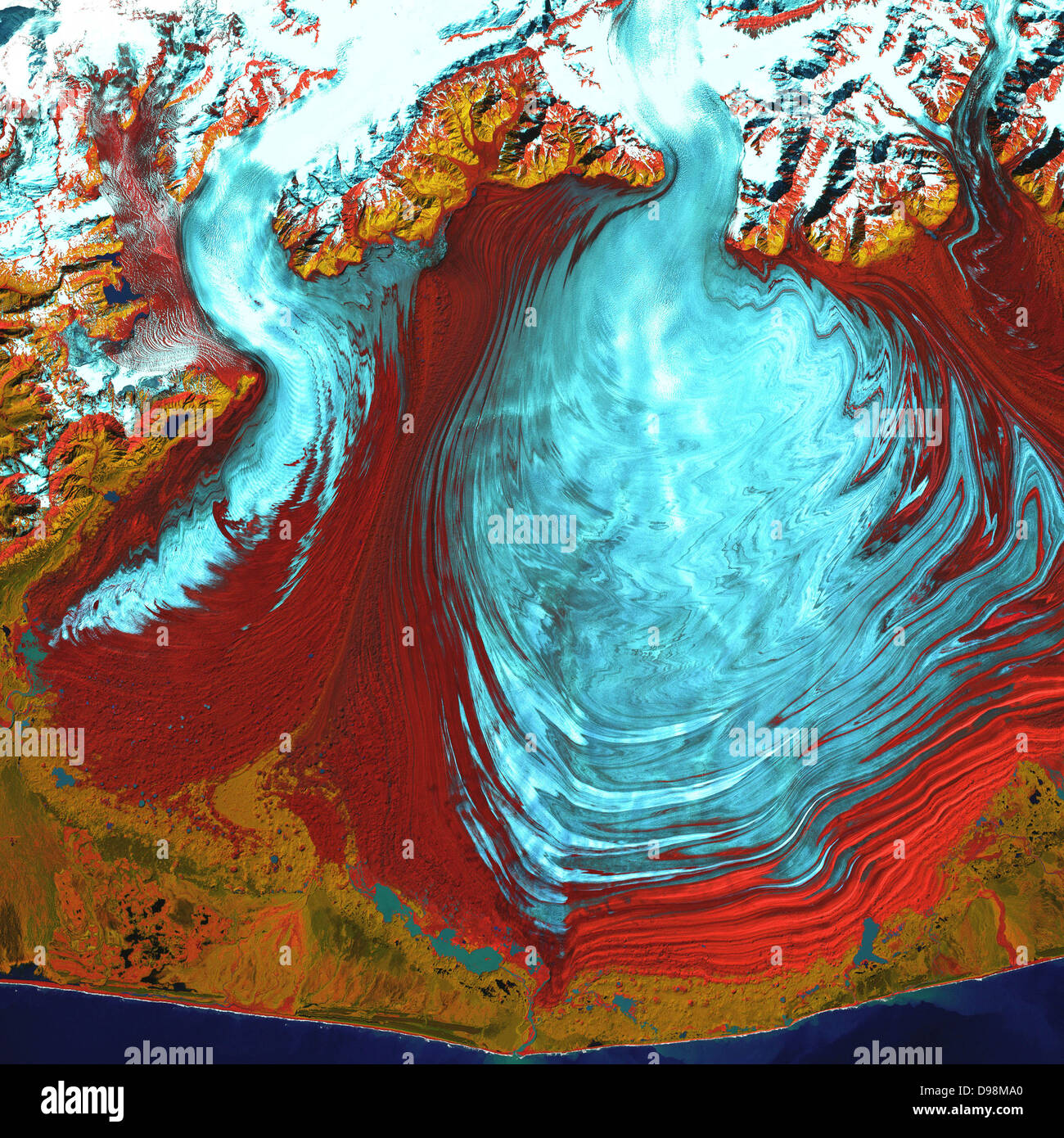 La langue des Malaspina Glacier, l'un des plus grands glaciers en Alaska, occupe la majeure partie de cette image. Les Malaspina se trouve à l'ouest de la baie de Yakutat et couvre environ 1 500 mi 2 (3 880 km2).Cette image a été acquise par Landsat 7 ETM + ("Enhanced Thematic Mapper plus) le 31 août 2000. C'est une image composite en fausses couleurs prise par infrarouge, l'infrarouge proche, et d'onde verte Banque D'Images