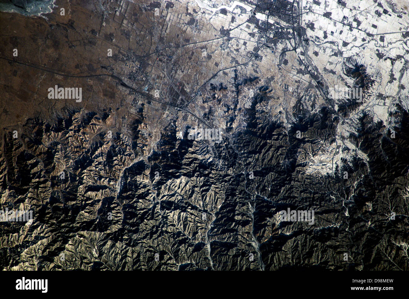 Il Grande Muraille de Chine et de la Mongolie intérieure sont en vedette dans cette image photographié par Leroy Chiao Commandant de l'Expédition 10 sur la Station spatiale internationale. Banque D'Images