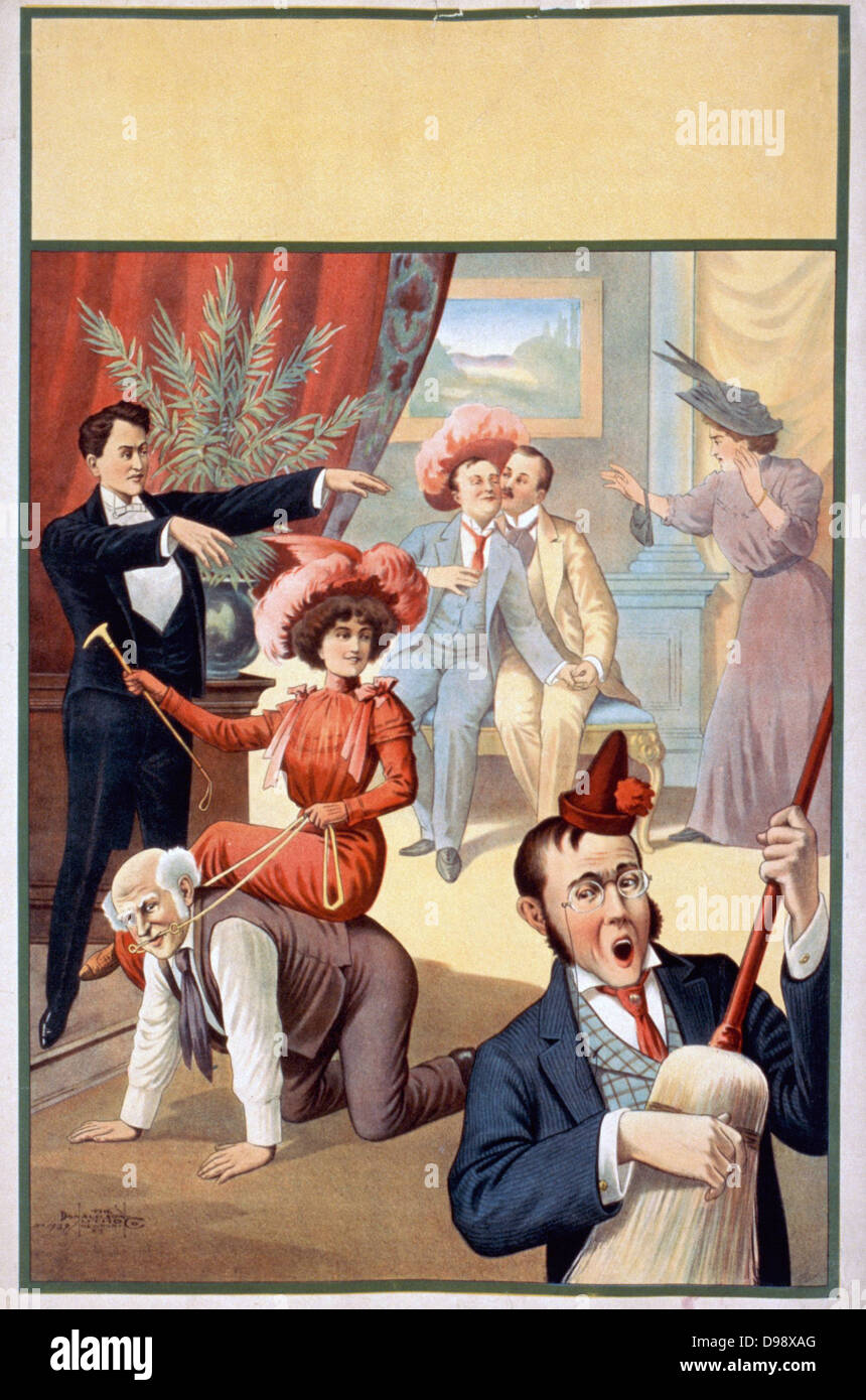 Hypnotiseur de diriger un groupe de personnes à faire des choses inhabituelles : couple l'homme, l'homme jouant un balai comme une guitare, deux hommes embrassant 1900. La production théâtrale. Banque D'Images