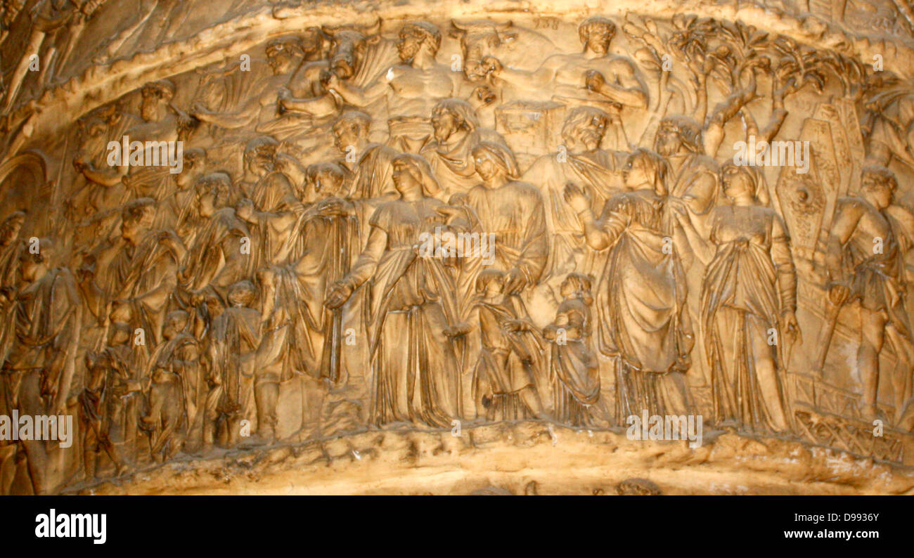 1864 reproduction effectuée à partir d'un moulage en plâtre de la colonne Trajane à Rome. La colonne a été érigée pour commémorer les campagnes de l'empereur Trajan contre les Daces sur la frontière du Danube dans AD 101-2 et 105-6 Banque D'Images