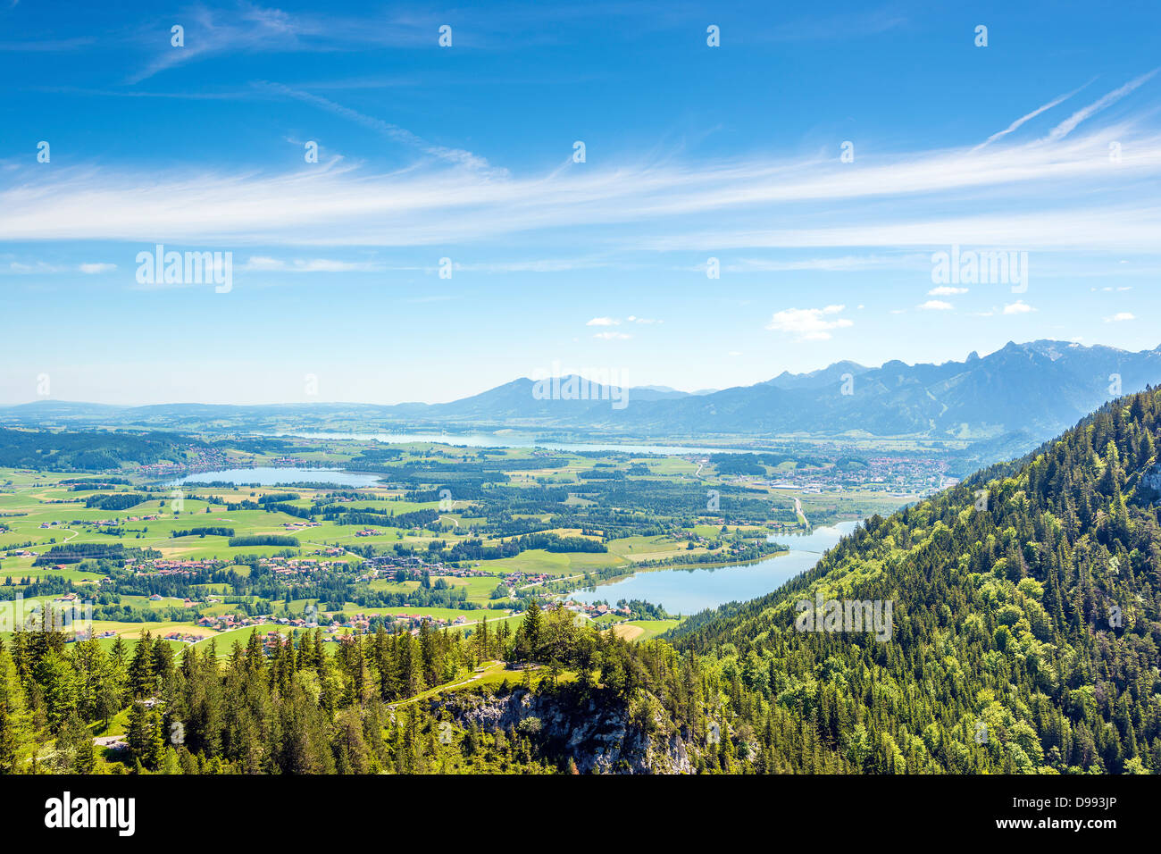 Vues de la région de l'Allgäu Bavière les villages, montagnes, lacs, prairies et forêts Banque D'Images