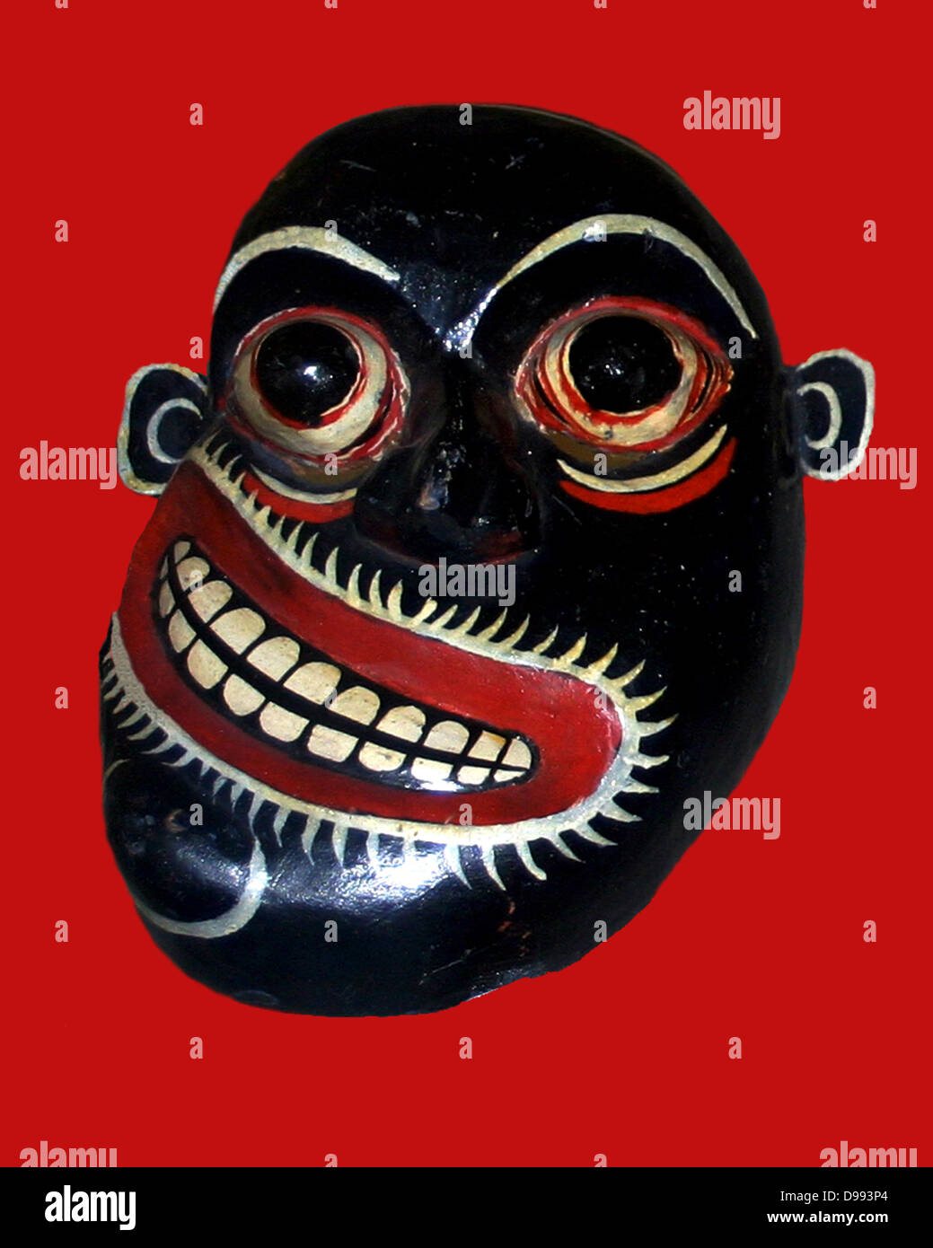 Masque du démon du Sri Lanka, 19e - 20e siècle AD. C'est un masque utilisé pour les hommes de médecine ou des guérisseurs traditionnels à la lutte contre les maladies Banque D'Images