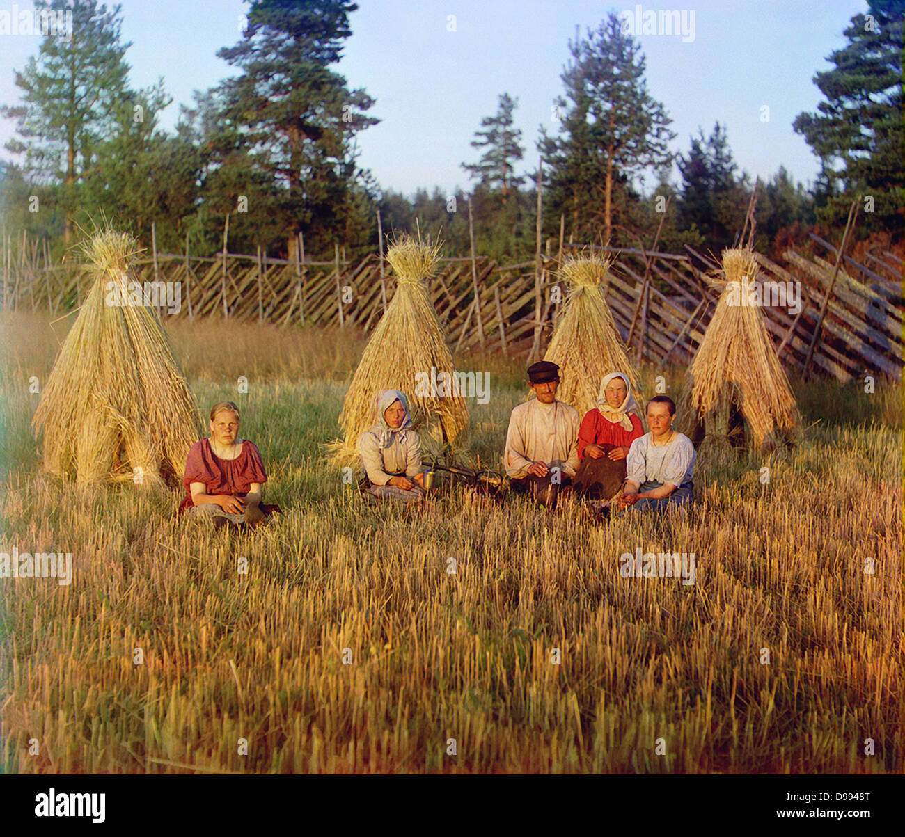 Sergueï Mikhaïlovitch Prokudin-Gorsky 1863 - 1944, le photographe russe. Il est connu pour son travail de pionnier dans la photographie en couleurs du début 20e siècle Russie Banque D'Images Sergueï Mikhaïlovitch Prokudin-Gorsky 1863 - 1944, le photographe russe. Il est connu pour son travail de pionnier dans la photographie en couleurs du début 20e siècle Russie Banque D'Images