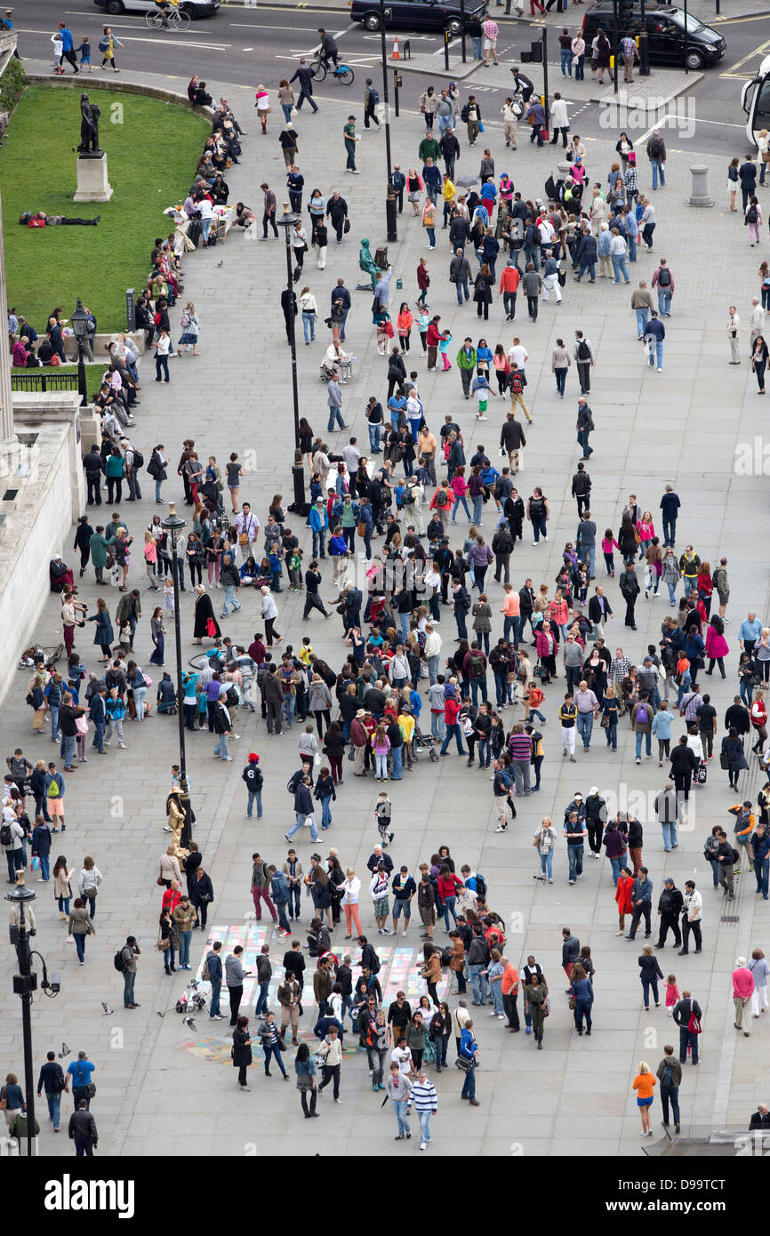 Les foules à Trafalgar Square Londres Vue de dessus Banque D'Images