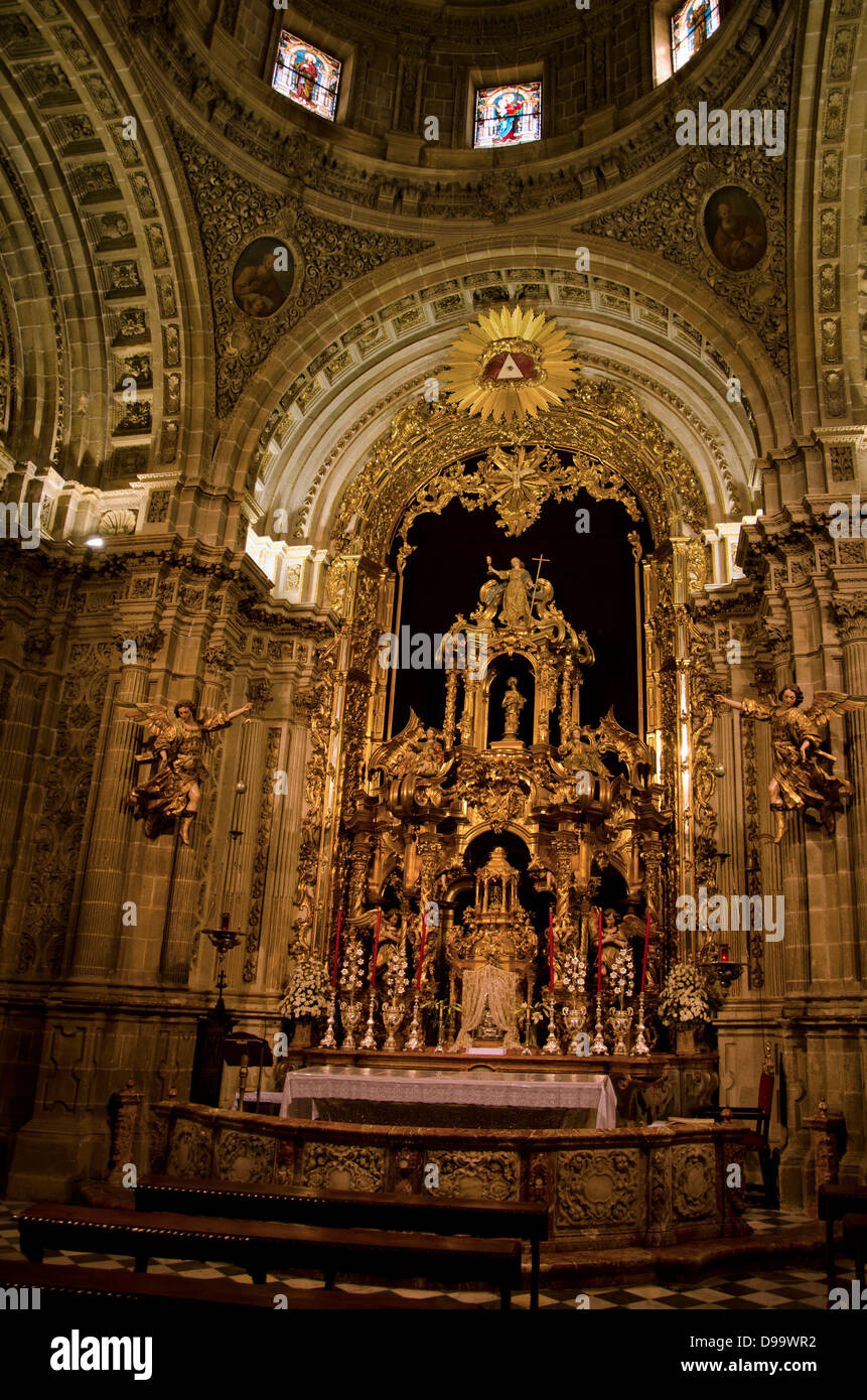 Retable de l'église St-Michel de Jerez de la frontera. L'Andalousie, espagne. Banque D'Images