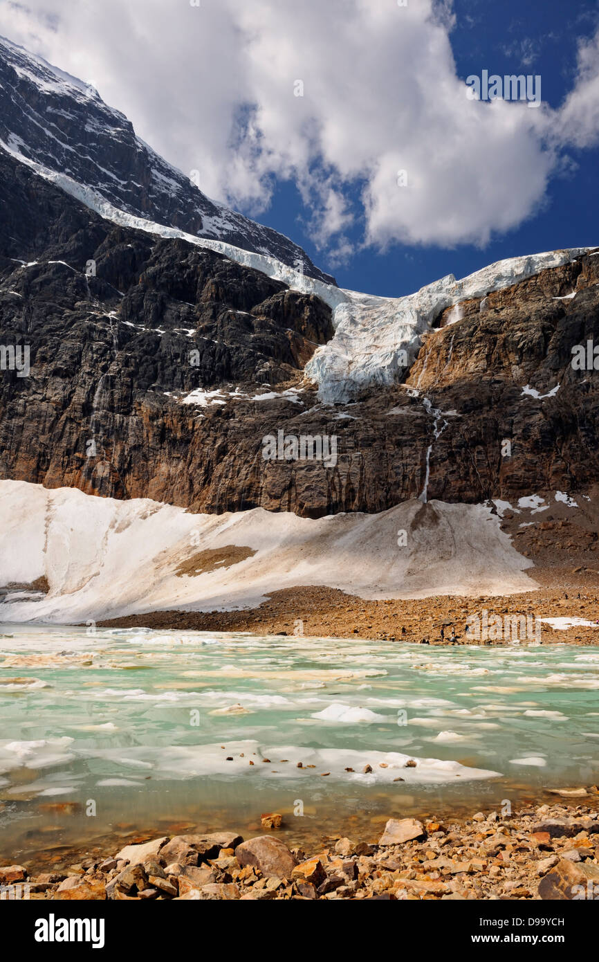 Mt. Edith Cavell Lac glaciaire avec le Glacier Angel Jasper National Park, Alberta, Canada Banque D'Images