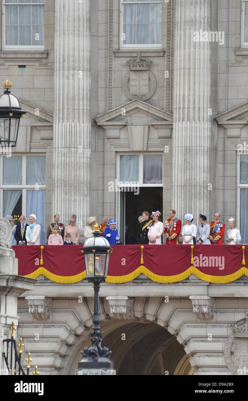 Londres, Royaume-Uni. 15 juin 2013. La parade Parade couleur à Londres, Royaume-Uni, la parade annuelle de la couleur est à l'honneur l'anniversaire officiel de Queens. Credit : Marcin Libera/Alamy Live News Banque D'Images