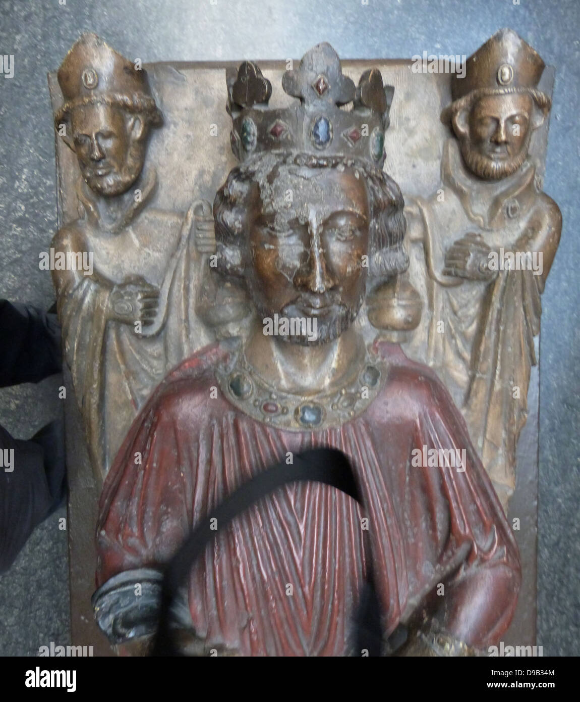 Plâtre (avec pigmentation restauré) français, Montsoreau tombe, en pierre, du roi Henri II d'Angleterre (b. 1133 d. 1189) dans l'abbaye de Fontevrault début 13ème siècle. Banque D'Images
