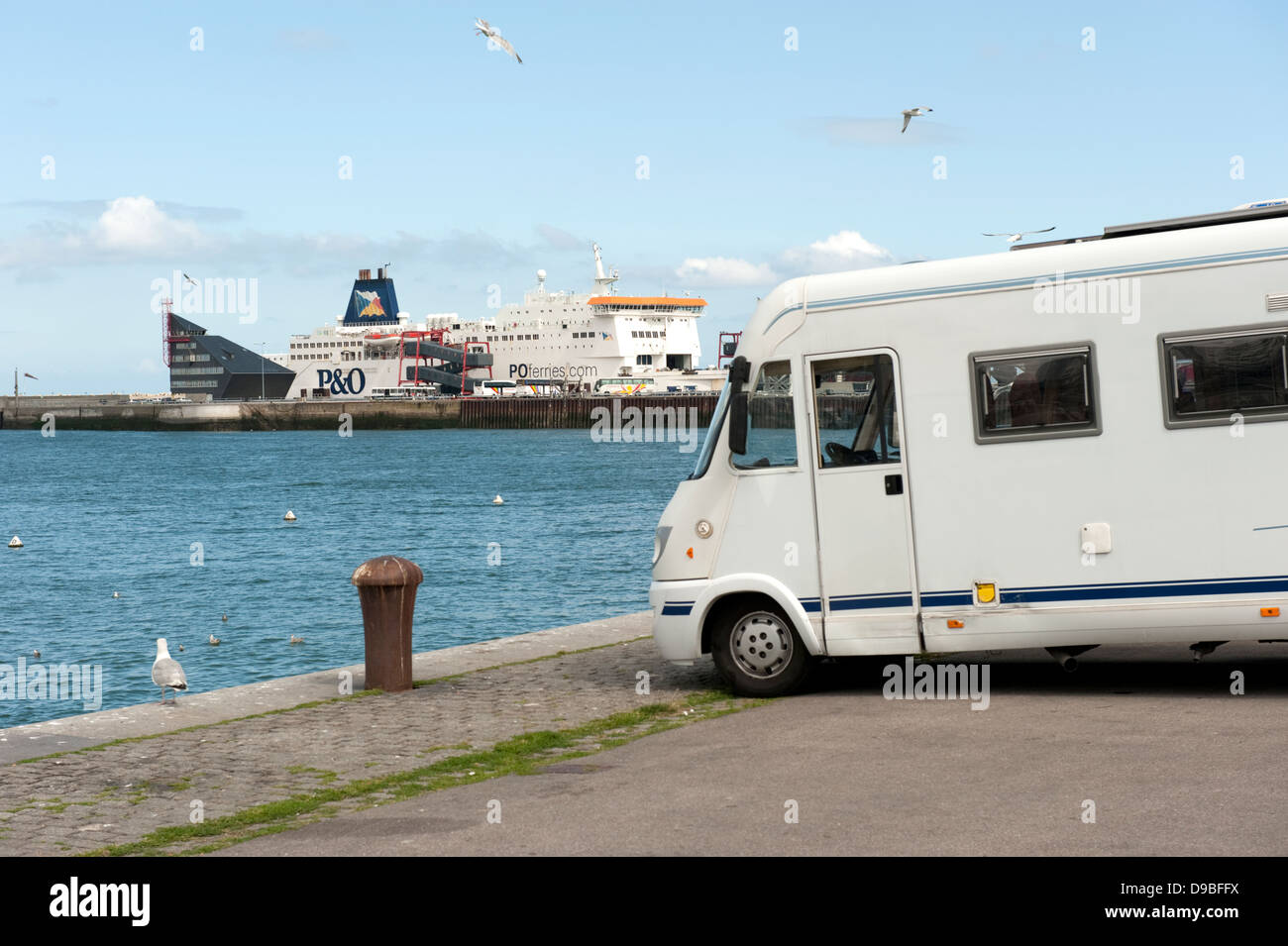 Motor home Camping-van au Port de Calais France Europe Banque D'Images