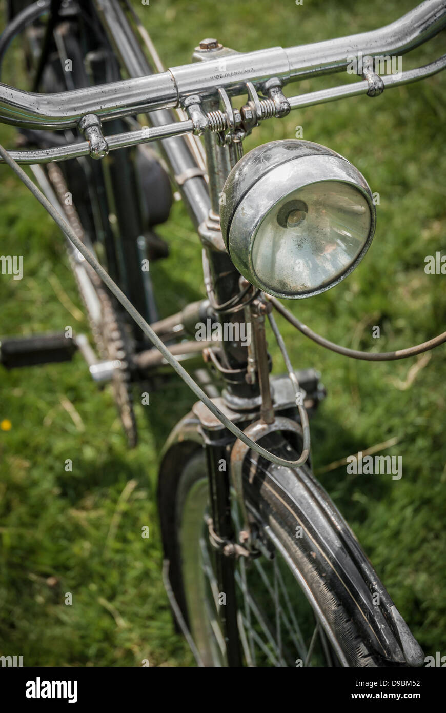 Old cycle online lamp