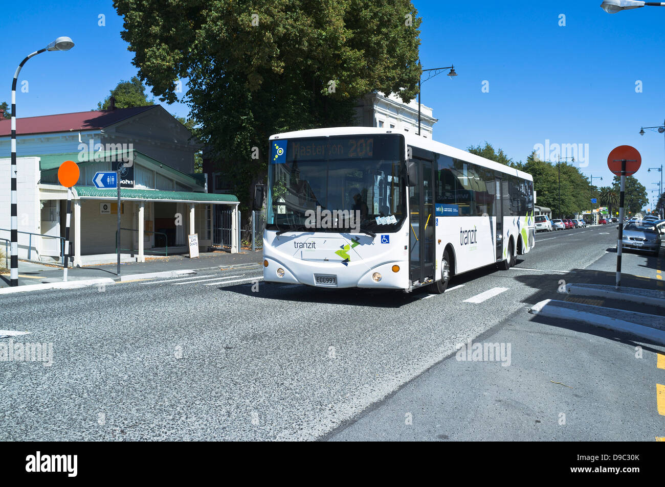 TRANSPORT DH NEW ZEALAND bus Tranzit la route 2, rue Main Greytown Banque D'Images