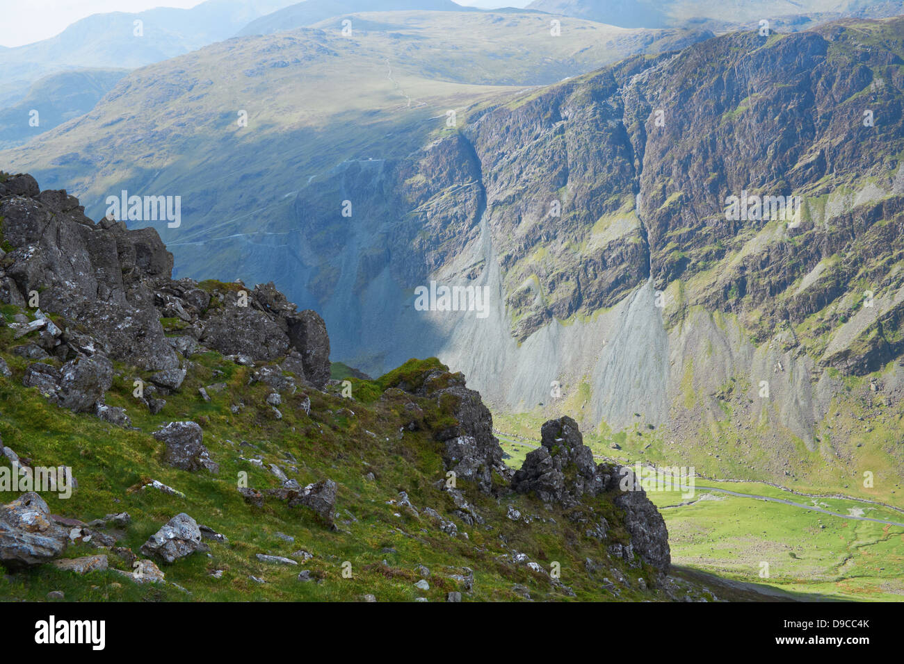 En regardant vers l'Fleetwith Pike, de Dale Head dans la Lande, Lake District. Banque D'Images